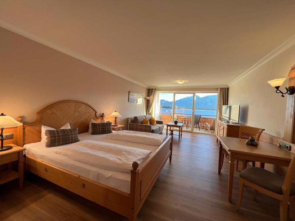 Hotel Fischer Am See Füssen Екстериор снимка