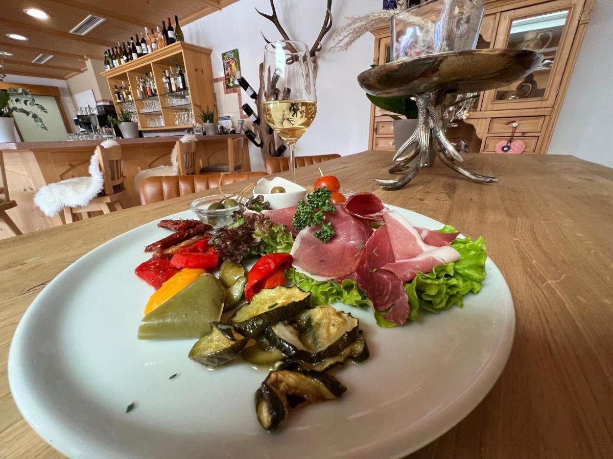 Hotel Fischer Am See Füssen Екстериор снимка